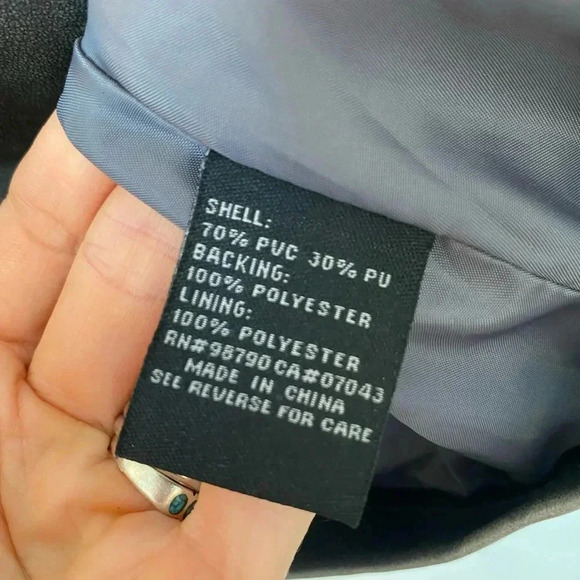 Dollhouse Outfitters Womens Vegan Faux Leather Black Vest Size Large NWT Biker. - Picture 9 of 9